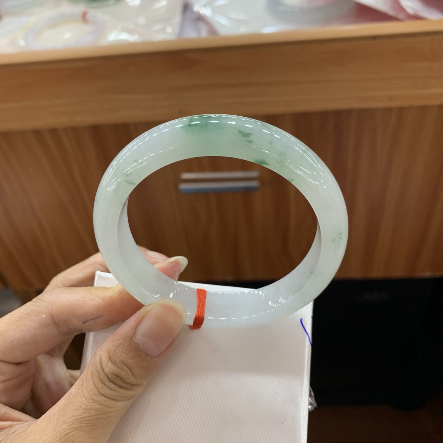 飘花正圈翡翠手镯 57.5-12.5-8.2