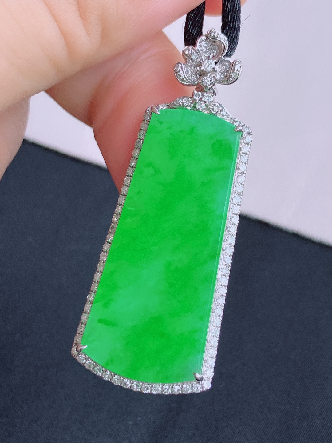 阳绿平安牌，简约时尚，尺寸45/34.8/15.8/6.5/自然光实拍