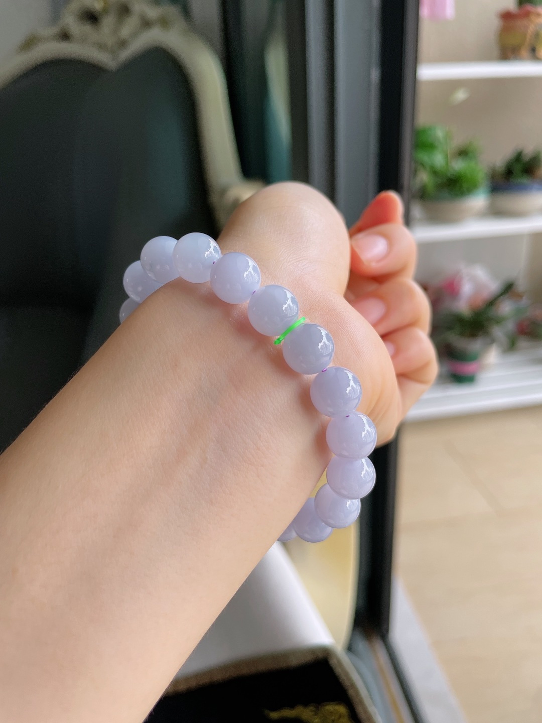 天然翡翠A货，冰手串，尺寸：10mm。【编3952】