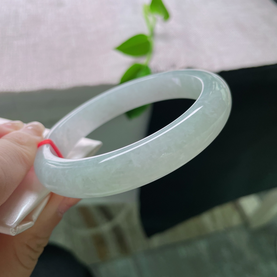 62.7/12.6/8.7，冰感正圈，细腻清新自然，优雅，贵气，灵气十足，无裂，ss52107a