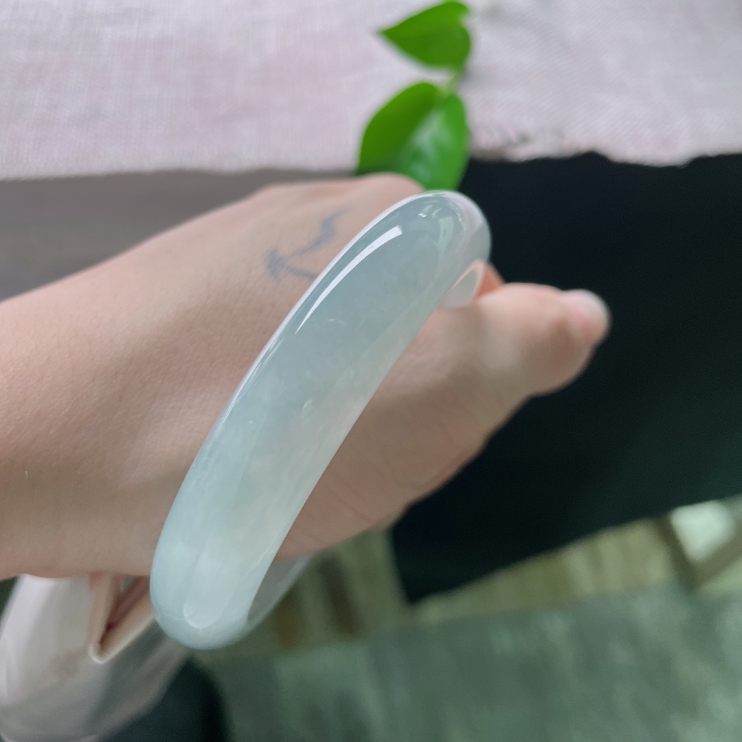 57/12.7/8.0，冰晴正圈，水润，细腻，优雅，甜美，贵气，冰清玉洁，一点棉，ss51434a