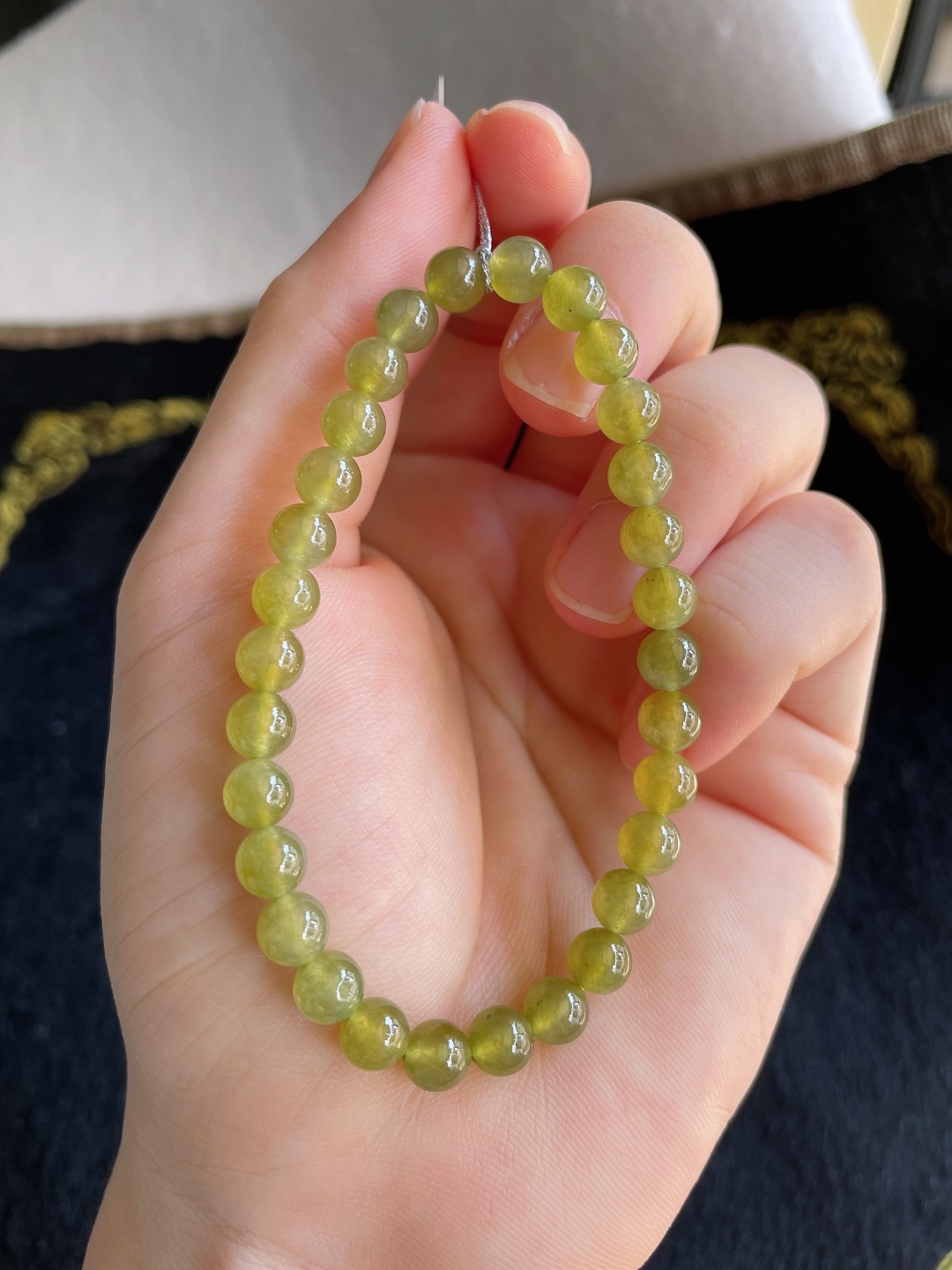 实，缅甸天然翡翠A货，冰种冰黄翡手串，尺寸：6mm。【编3370】