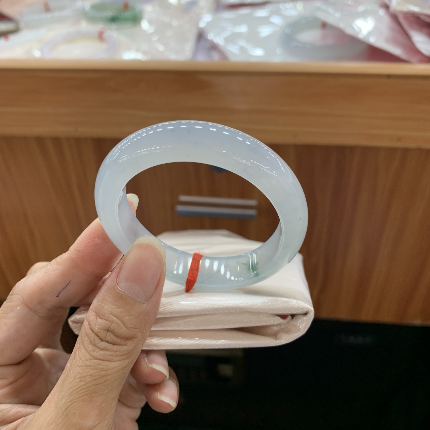 飘花贵妃翡翠手镯 53-46.8-11.6-7.3