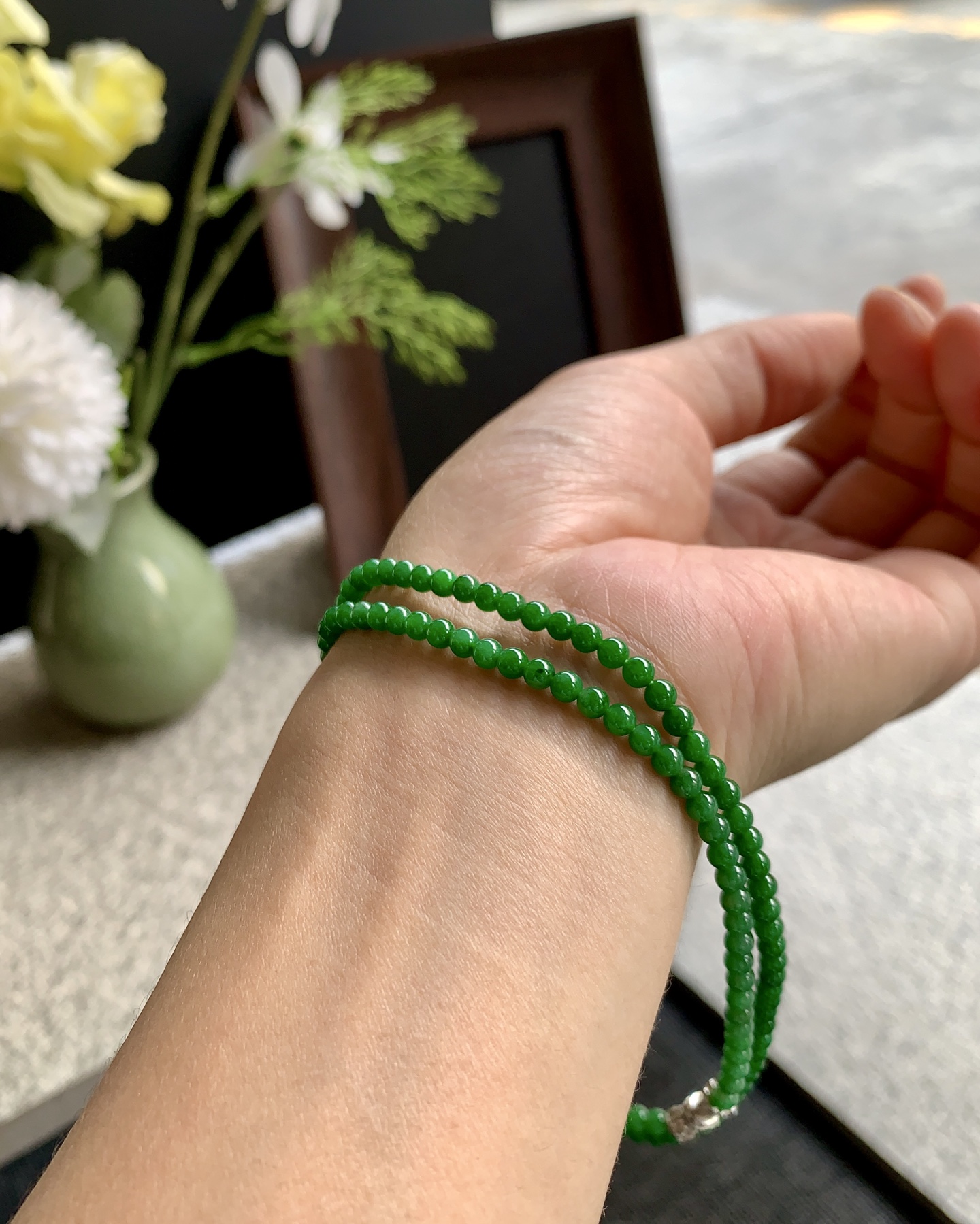 冰绿珠链，颜色鲜阳