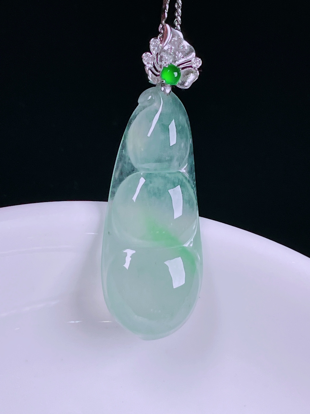 ️冰种福豆，老种起光，细底通透，尺寸：36.2/12.3/4.3mm0603