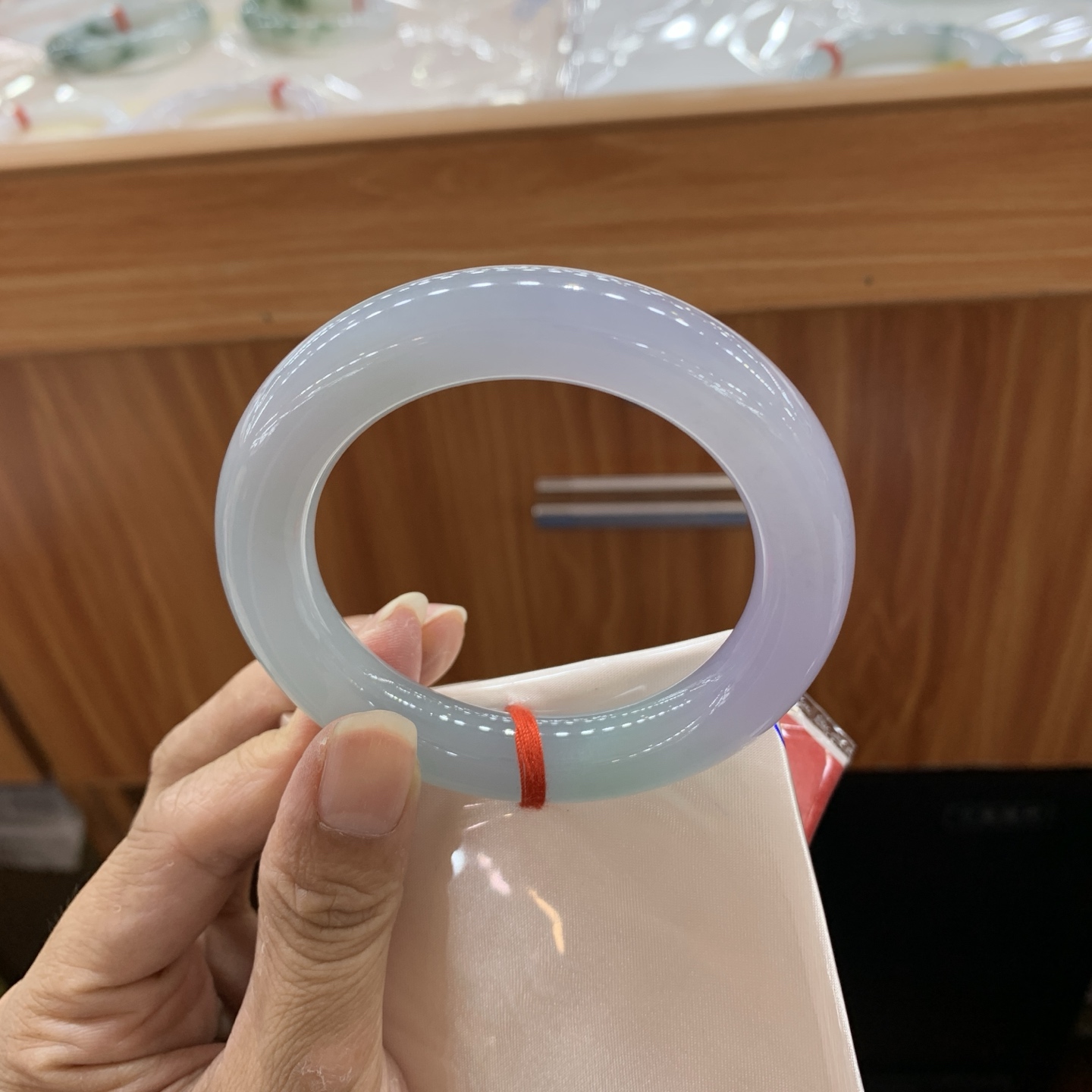 春彩圆条翡翠手镯 54.4-11.8-11.3