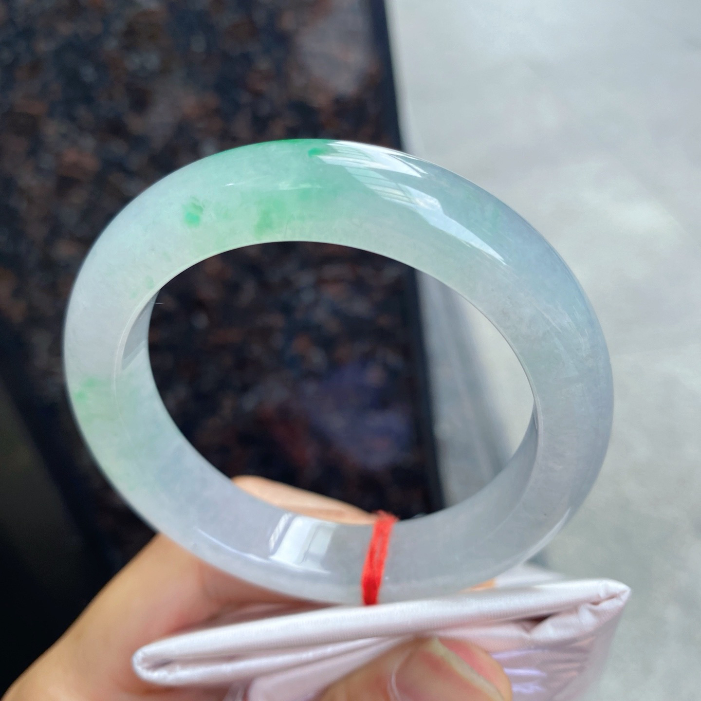 圈口55.3-12.3-9.4     【冰种飘绿正圈手镯】圈口55  56可戴