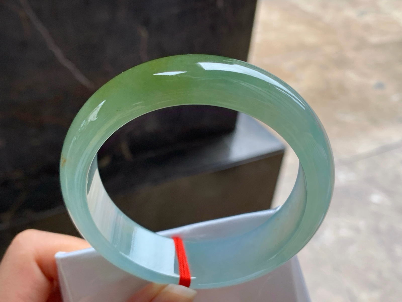 60-18-8.6
冰黄宽版手镯^_^冰透 鲜艳