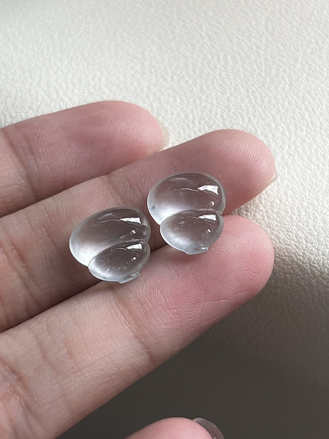 ️【葫芦一对】冰润水透，种老细腻起荧尺寸：11.8*10.8*4.1，10.3*11.2*4.3,b663