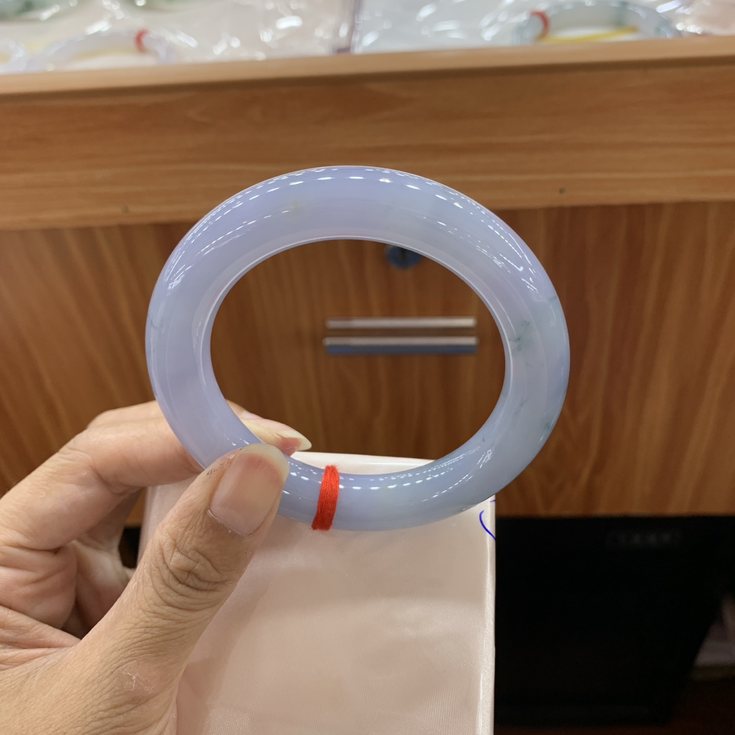 060228CZ 飘花圆条翡翠手镯 56.5-12-11.5