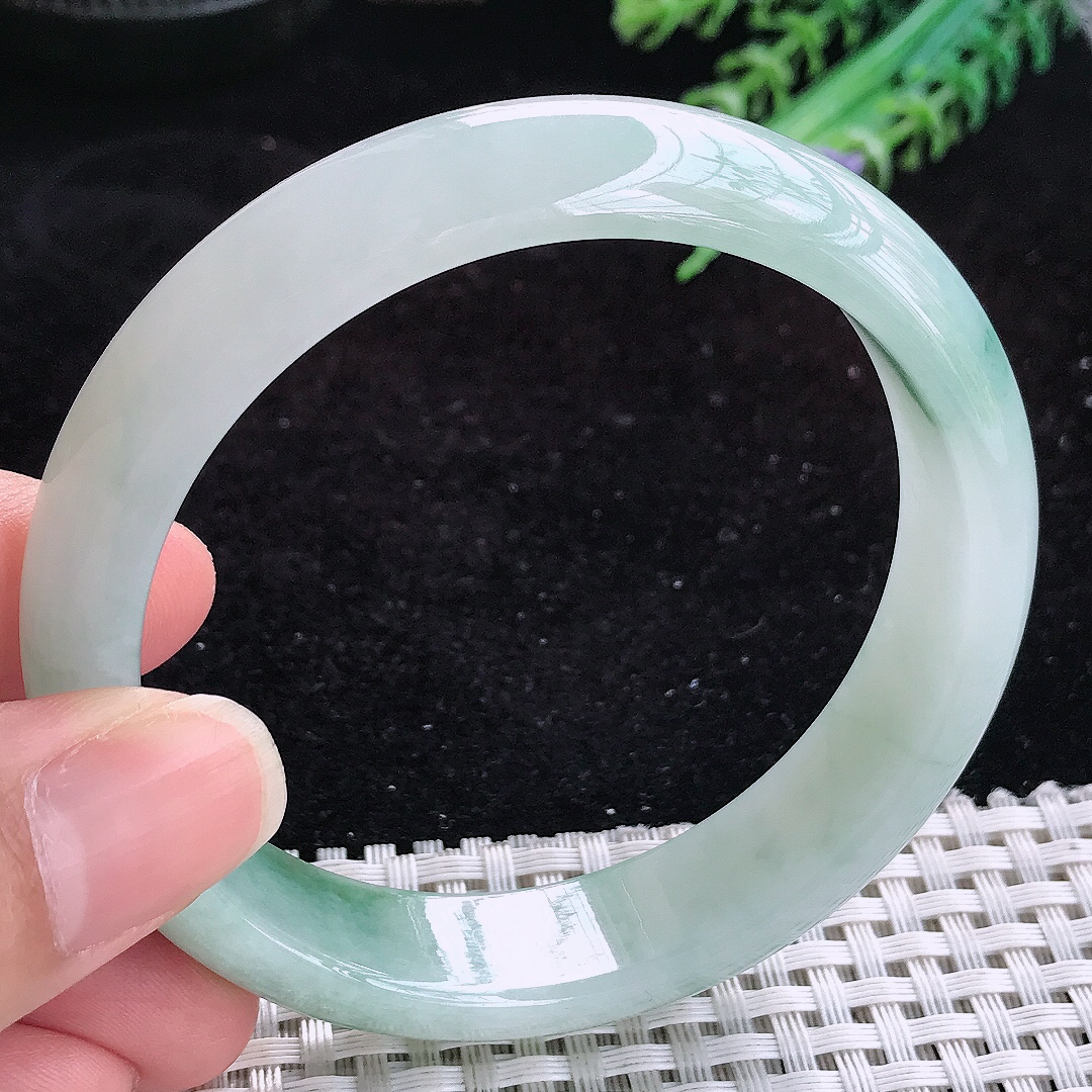 实拍A货翡翠59.5/14.3/7.8老坑冰胶飘花手镯玉手镯女款平安镯