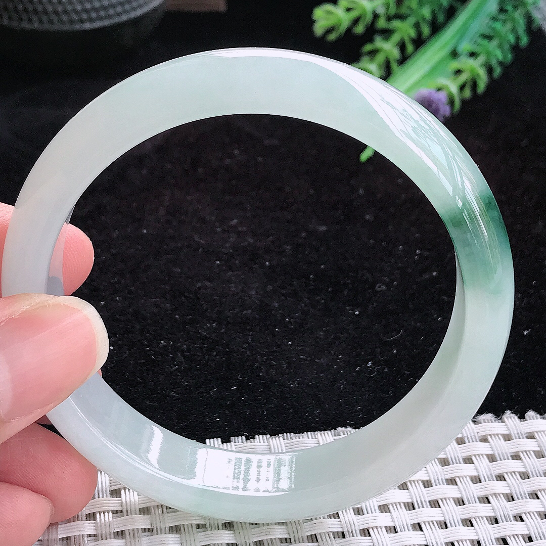 实拍A货翡翠58.5/14/7.5老坑冰润飘花手镯玉手镯女款平安镯