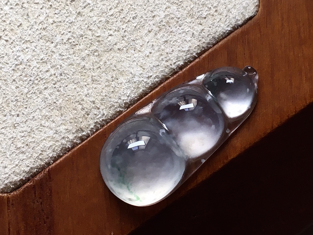 玻璃种木那飘花福豆 品质，冰透起光感，尺寸22*10*5.7