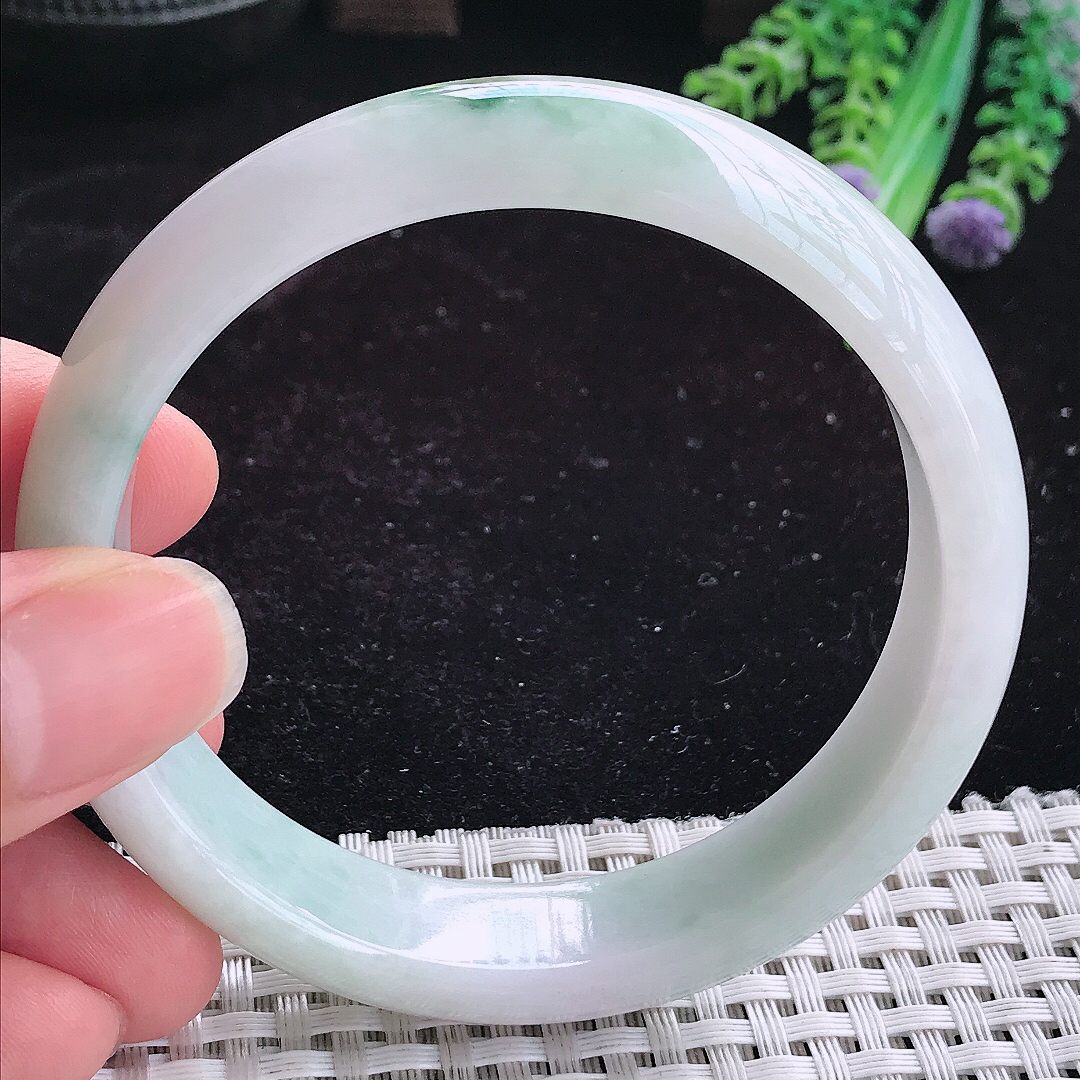 实拍A货翡翠59/15.1/7.6老坑温润飘花手镯玉手镯女款平安镯