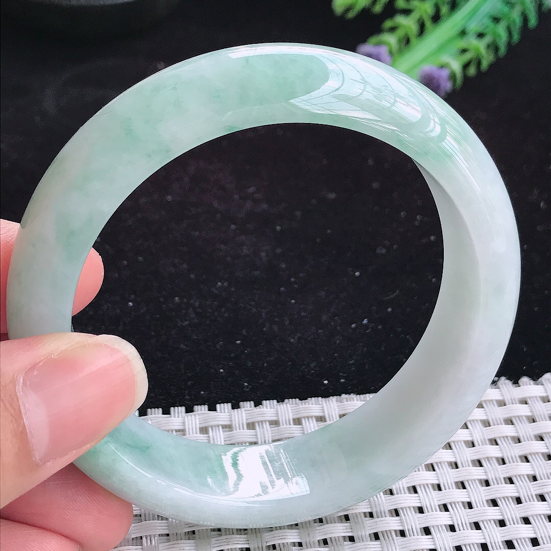 实拍A货翡翠59/16.5/8.8轮胎镯精美温润厚装飘花手镯玉手镯女款平安镯