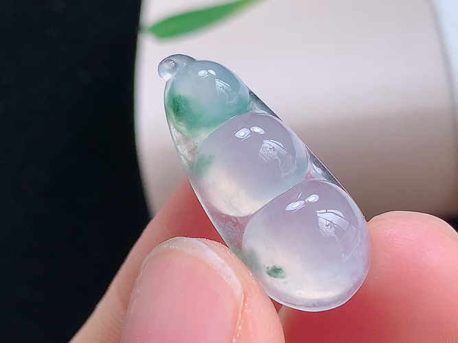 ️ 福豆，无裂，尺寸26.0-11.4-5.7mm，包A附证书