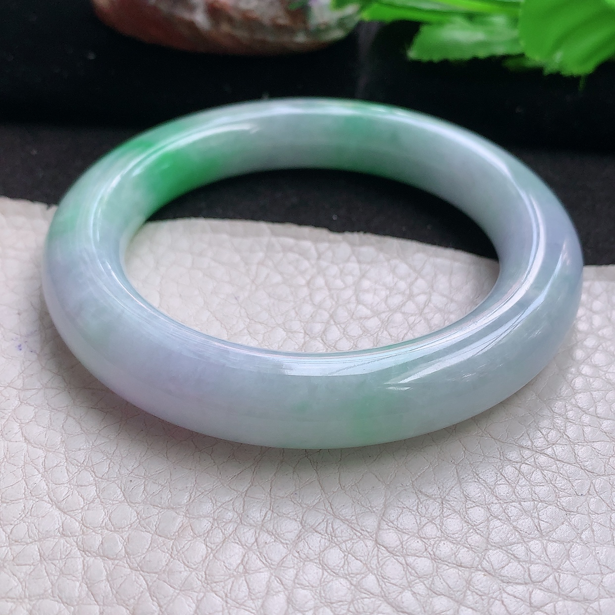zc实拍57.5*12胖圆镯 缅甸翡翠a货玉手镯飘绿圆条珠宝玉手环