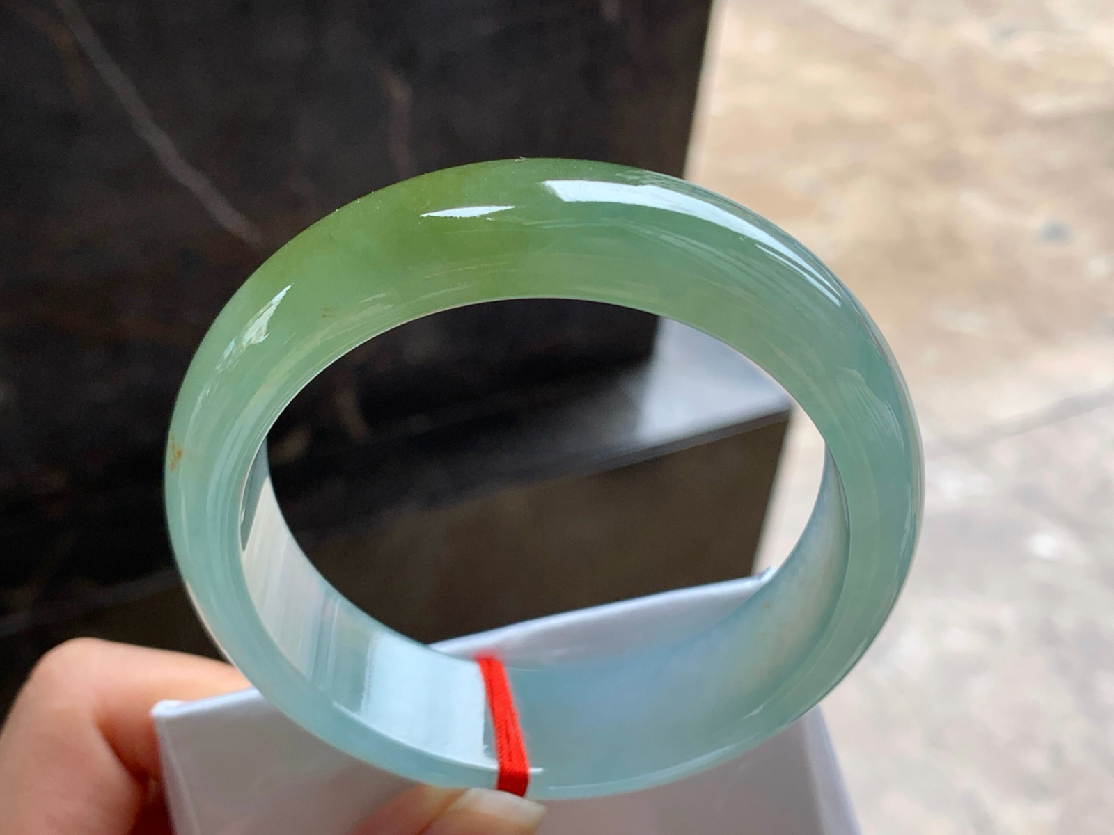 60-18-8.6
冰黄宽版手镯^_^冰透 鲜艳