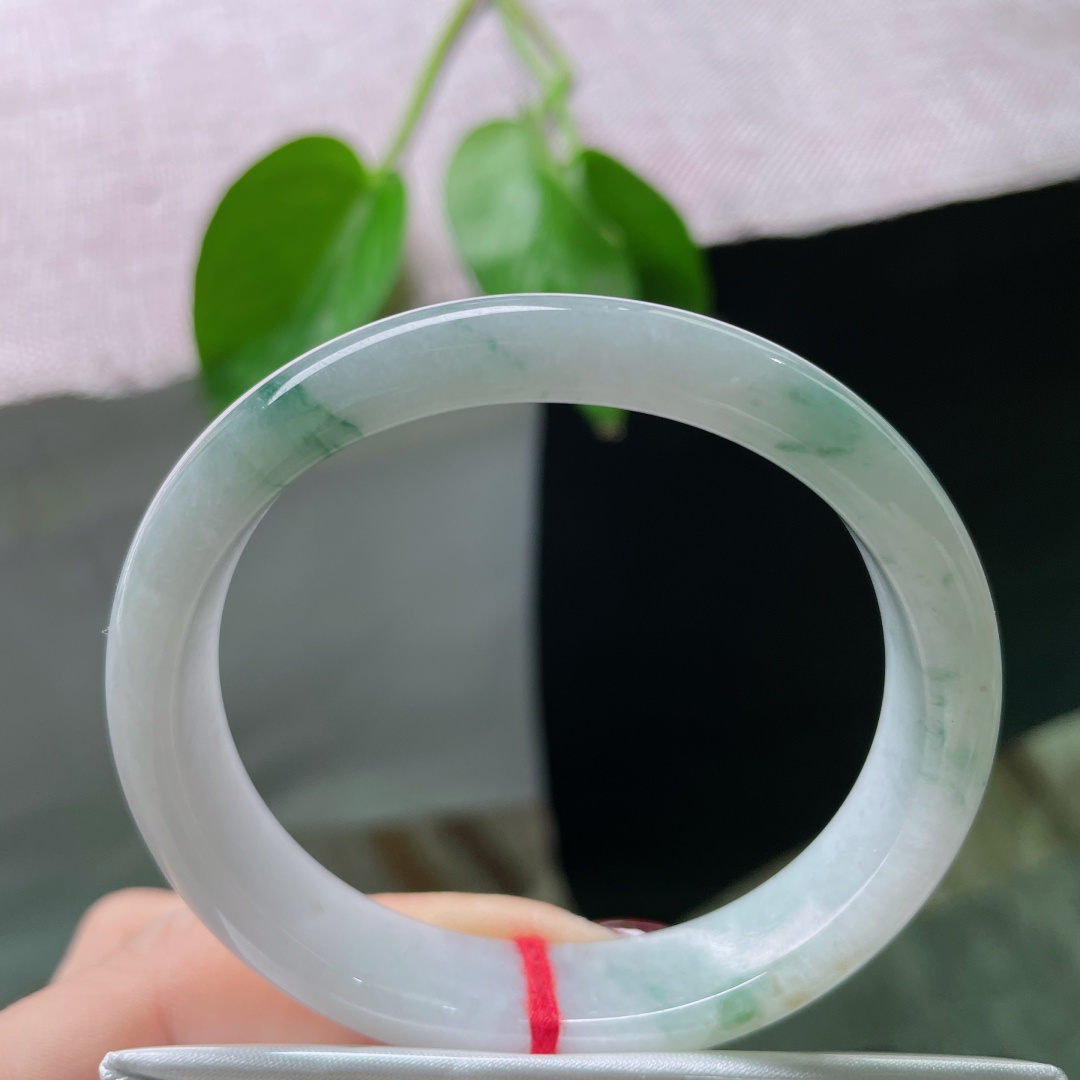 飘花贵妃，肉质细腻干净，水头好，清爽，皮纹，ss50655a