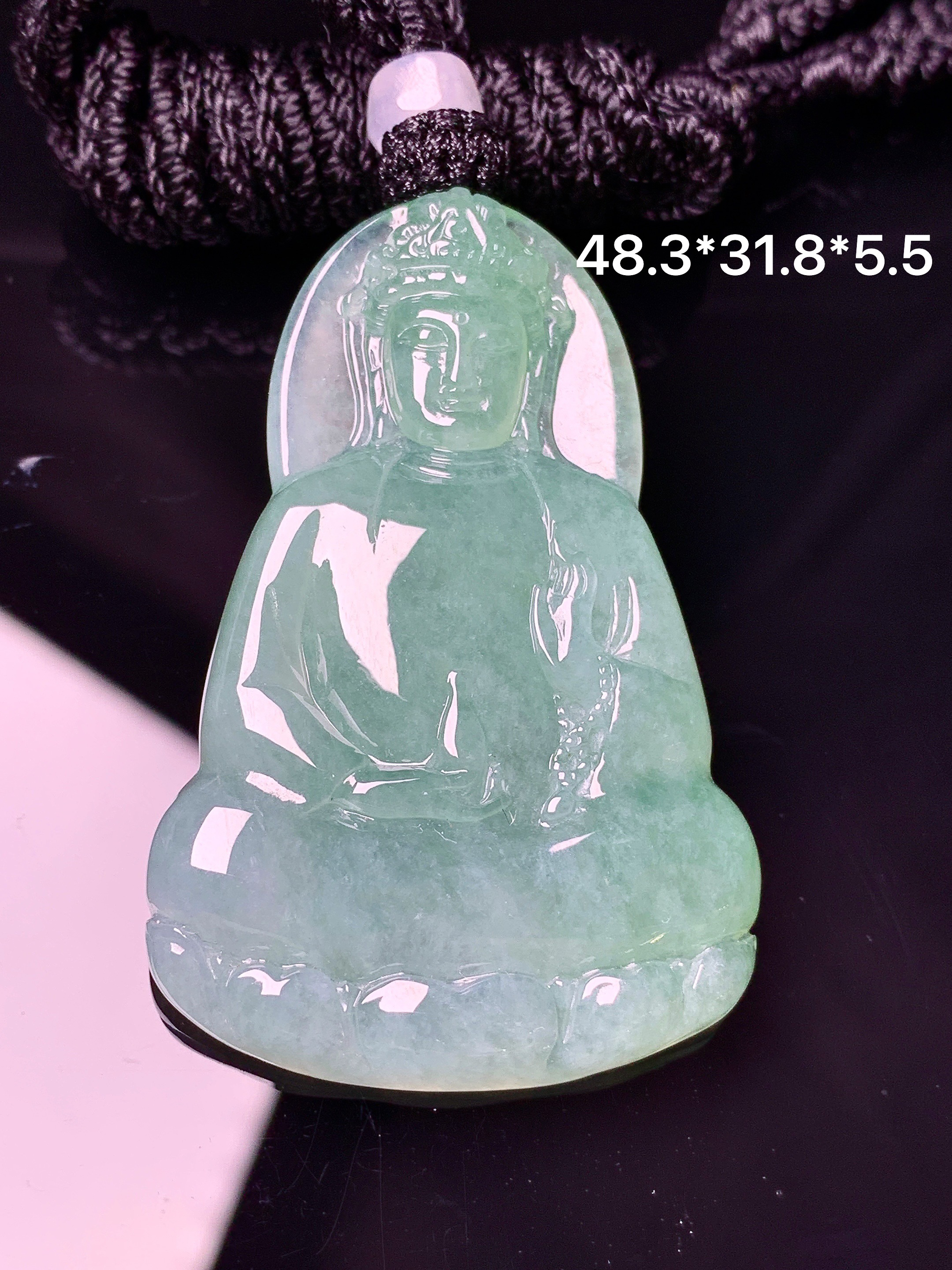 飘绿观音菩萨吊坠 玉质细腻 色泽艳丽清新 整体尺寸48.3*31.8*5.5 a2