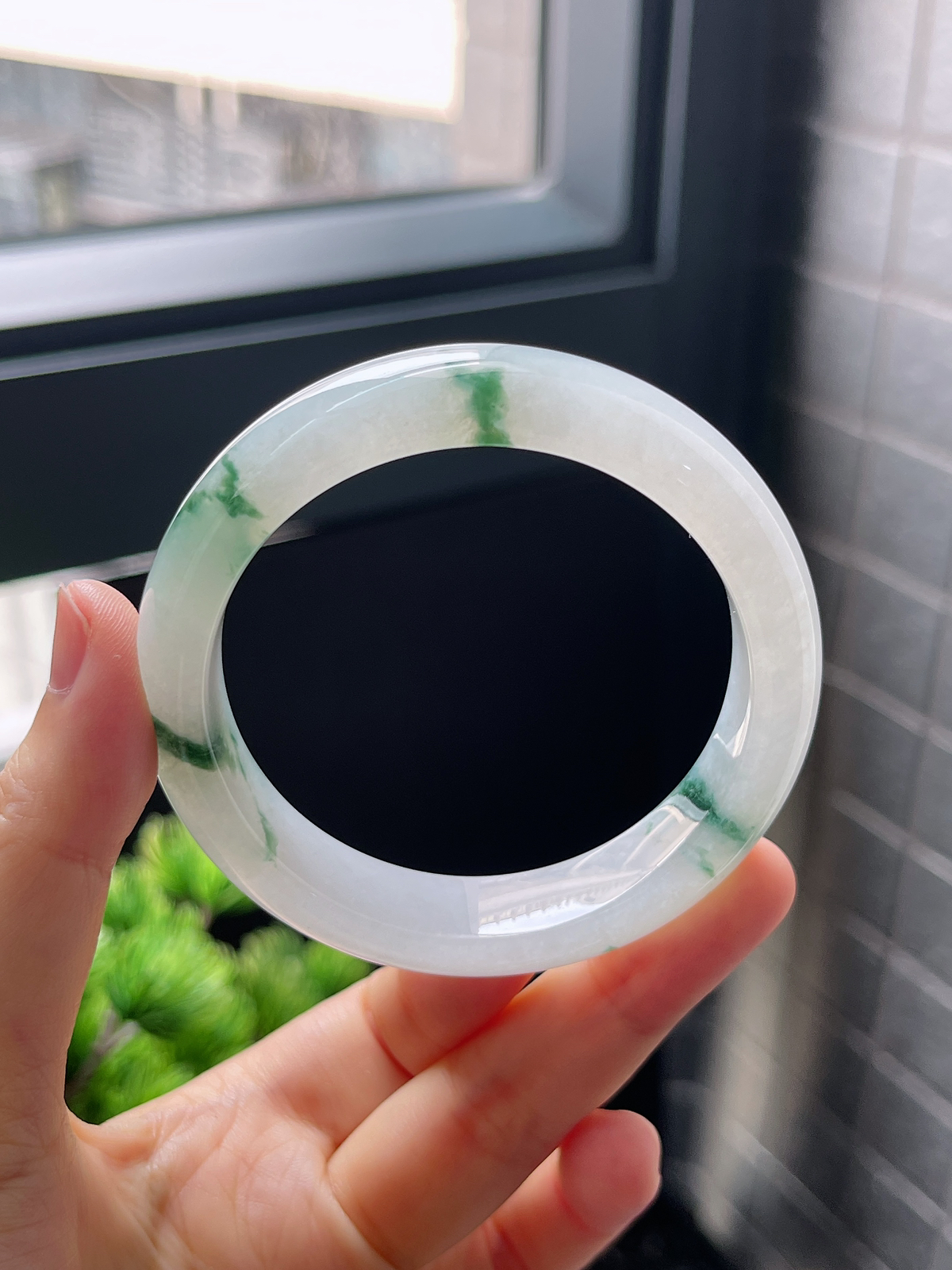 圈口53.8，冰糯飘花胶润翡翠正圈手镯