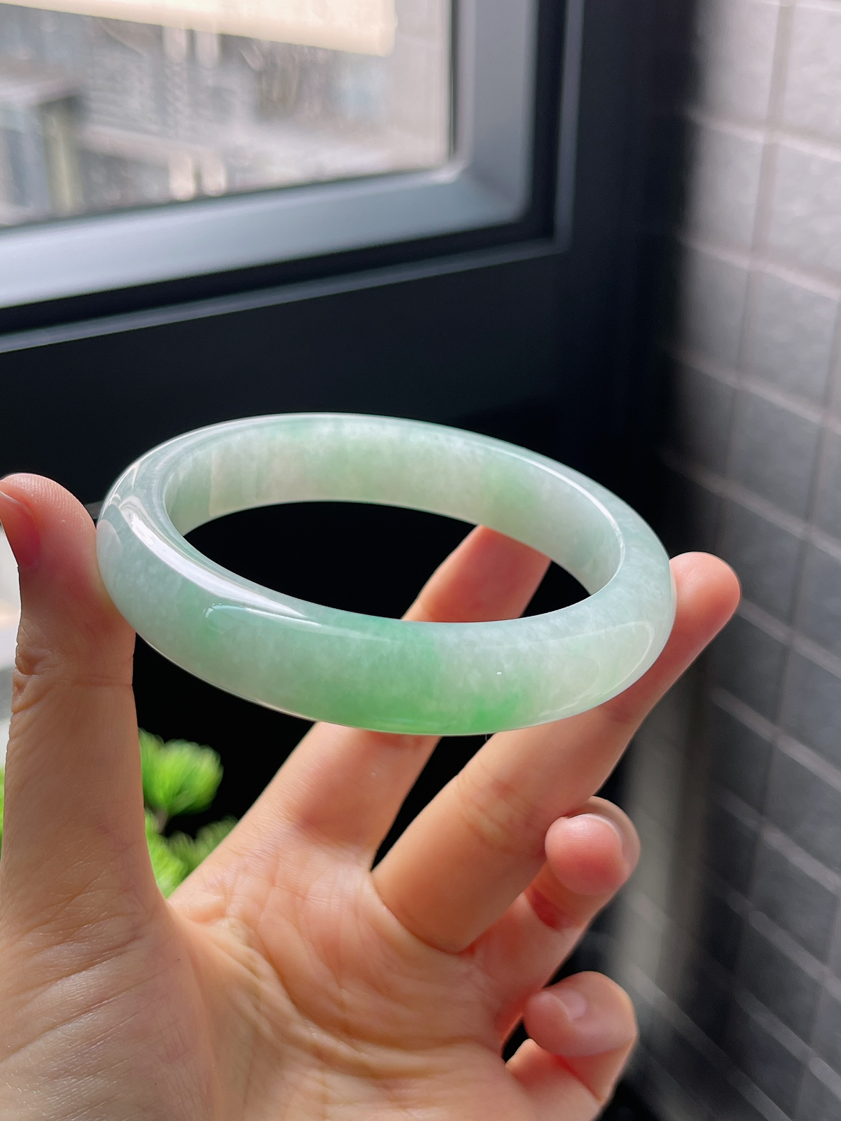 圈口57.8，糯化飘花翡翠正圈手镯