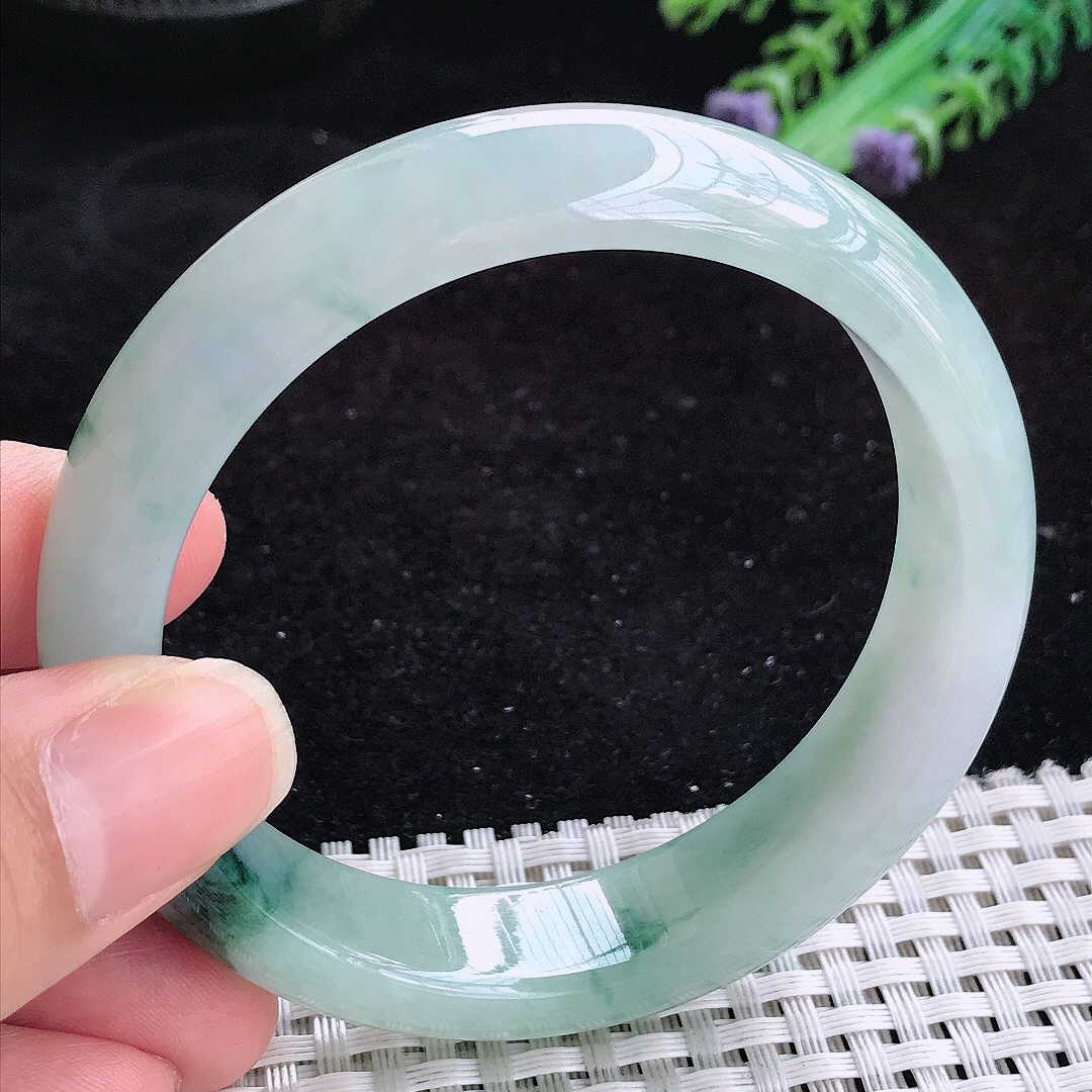 实拍A货翡翠57.8/14.4/8.2老坑冰润起胶飘花手镯玉手镯女款平安镯