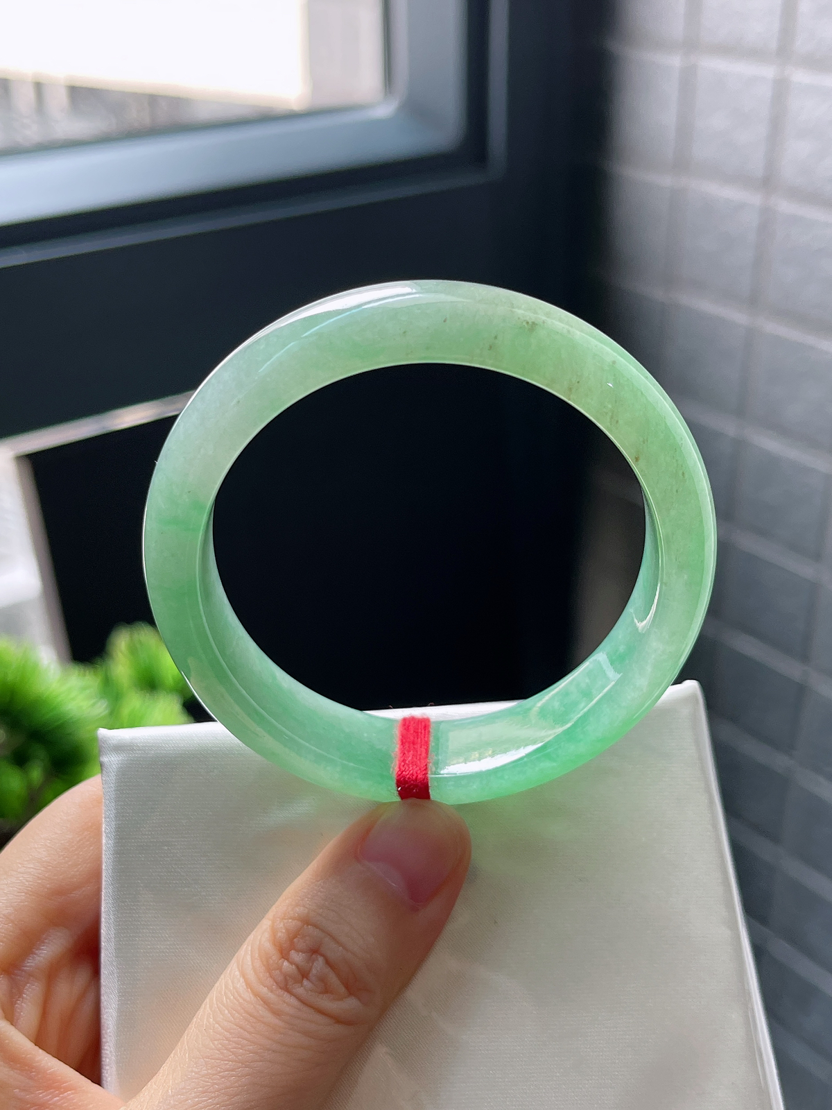 圈口50.8，冰糯小圈口正圈翡翠手镯