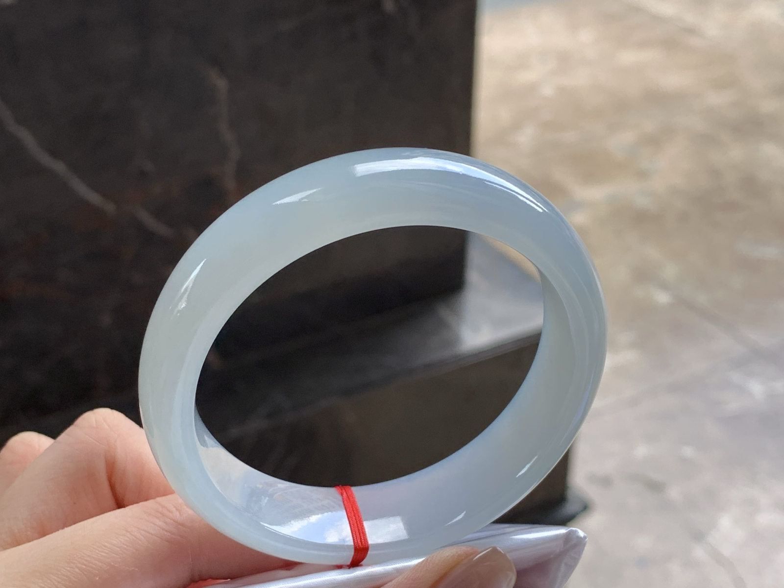 尺寸：59-15.7-8.3mm
水润十足～干净清秀