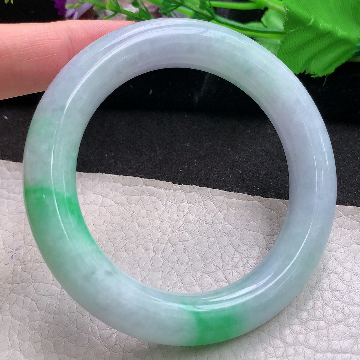 zc实拍57.5*12胖圆镯 缅甸翡翠a货玉手镯飘绿圆条珠宝玉手环