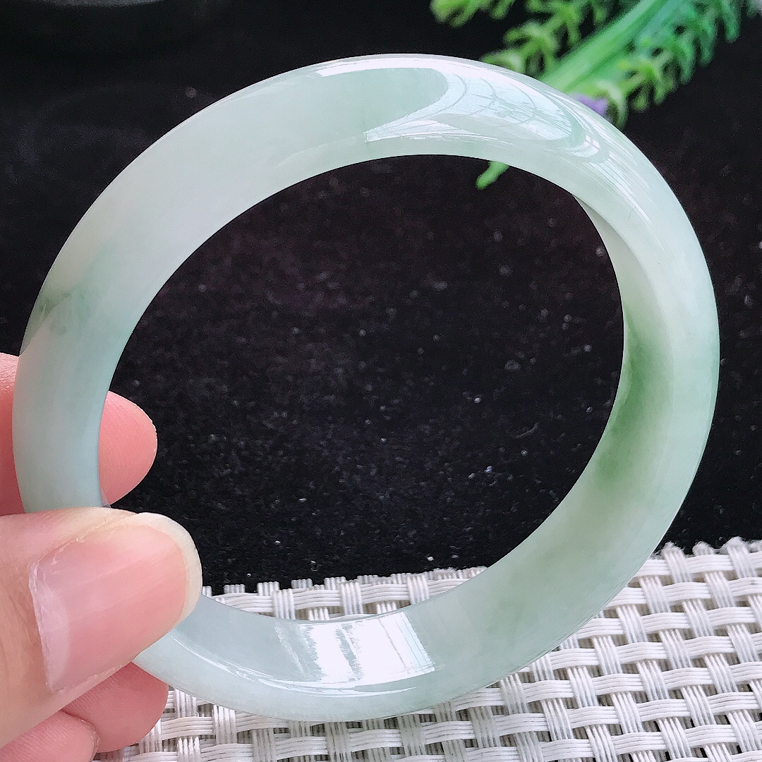 实拍A货翡翠59.5/14.3/7.8老坑冰胶飘花手镯玉手镯女款平安镯
