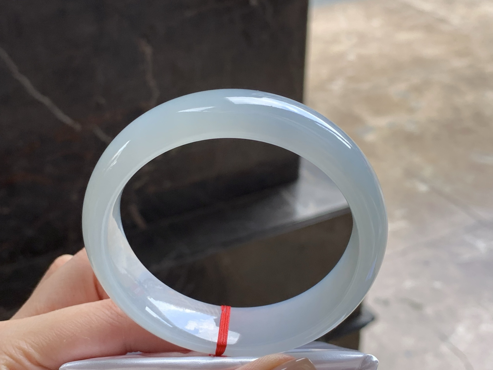 尺寸：59-15.7-8.3mm
水润十足～干净清秀