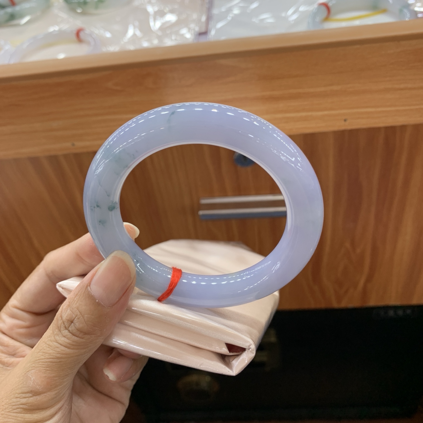 060228CZ 飘花圆条翡翠手镯 56.5-12-11.5