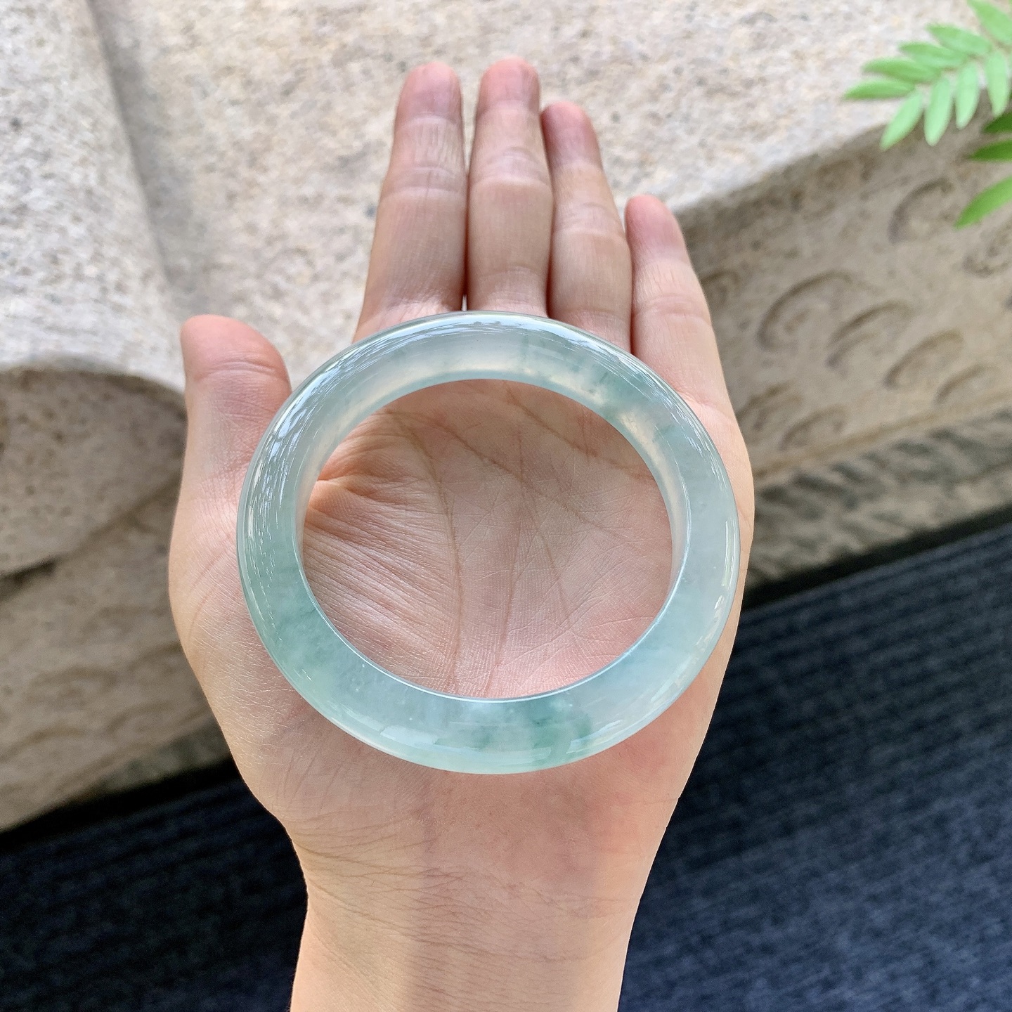 正圈53 54，圈口54.8/10.7/8.7，编码C5081485，冰糯晴绿，水润，种老，细腻，打