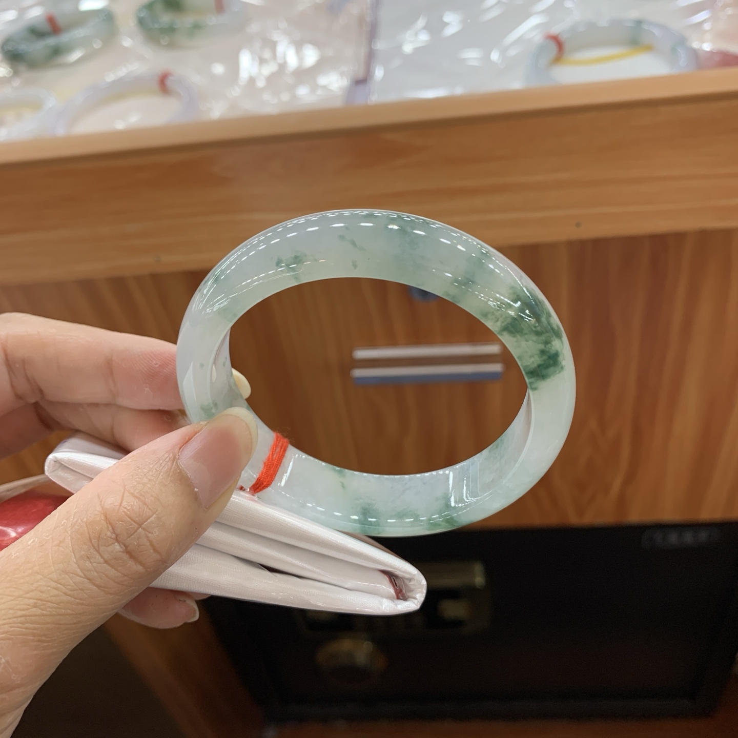 060225GX 冰飘花正圈翡翠手镯 57.4-14-8.2