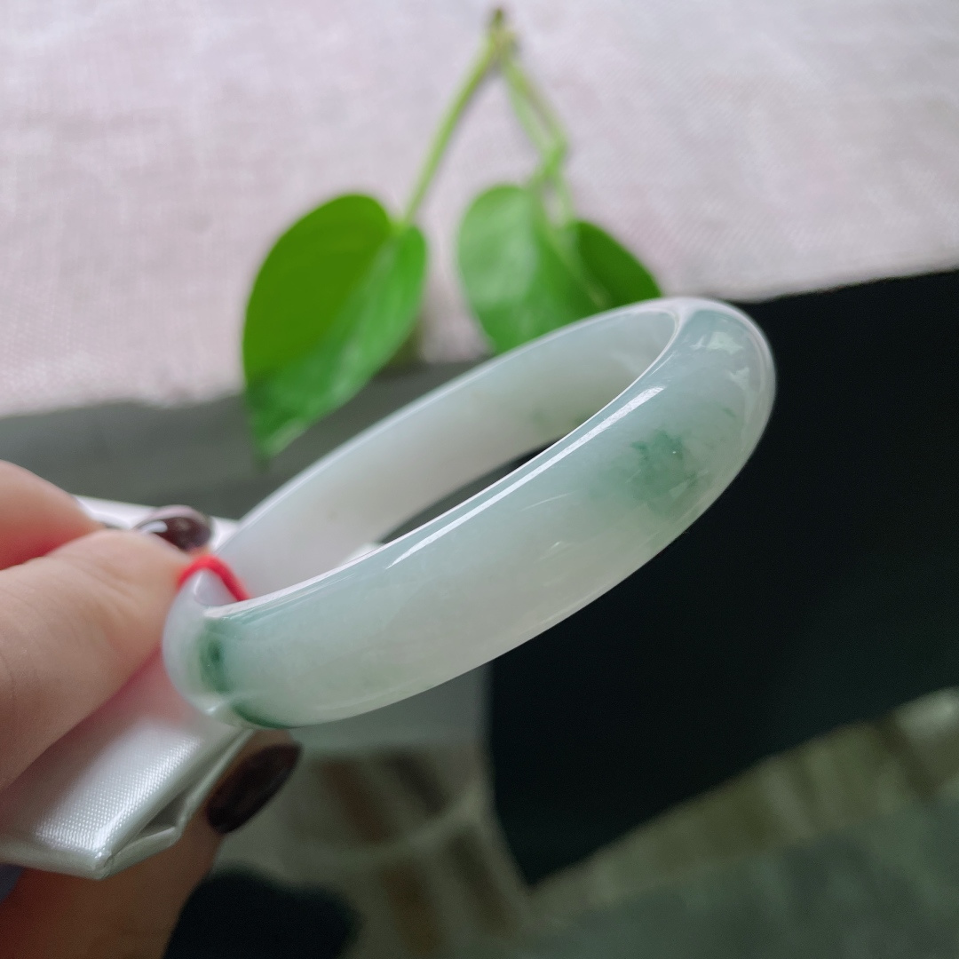 飘花贵妃，肉质细腻干净，水头好，清爽，皮纹，ss50655a