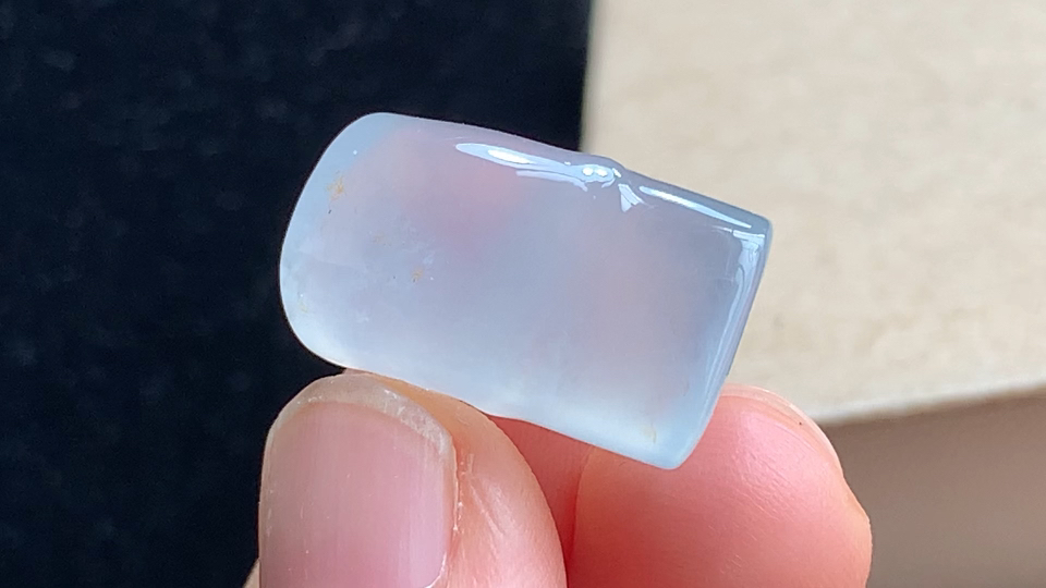 ️ 竹节，无裂，尺寸22.4-12.1-8.7mm，包A附证书