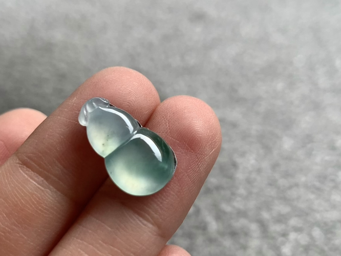 飘绿葫芦