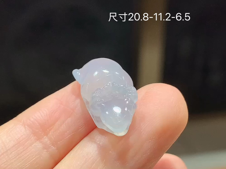 冰种牛气冲天 无裂，尺寸，20.8-11.2-6.5