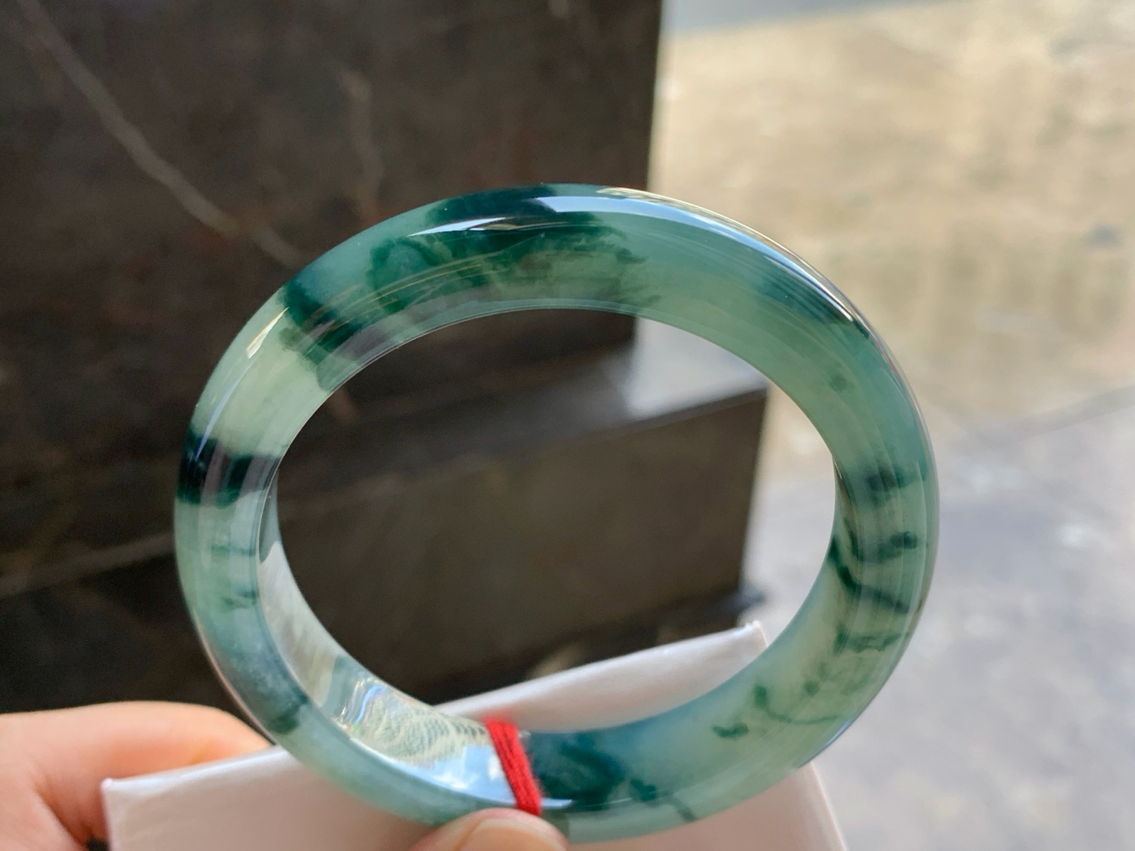 57.5-12.9-8.9
飘花手镯^_^飘花浓郁