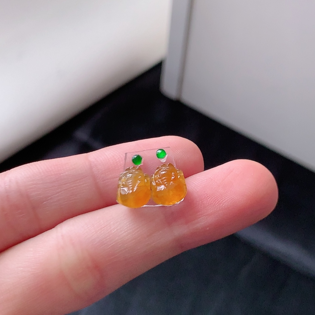 冰黄貔貅挂件 冰润细腻饱满 色泽鲜甜 佩戴优雅迷人货号38602，7.3-6.0-2.5