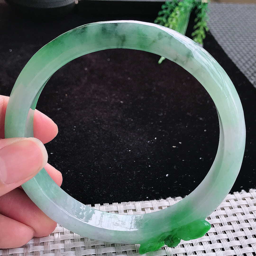 实拍A货翡翠72.5/12.5/8.5超大圈口臂镯精美冰润辣阳绿手镯女款平安镯臂镯