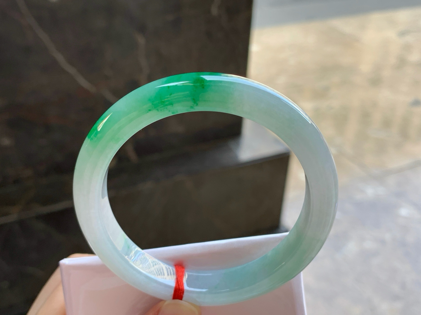 57-10.9-8.2
飘绿手镯^_^清新 色阳