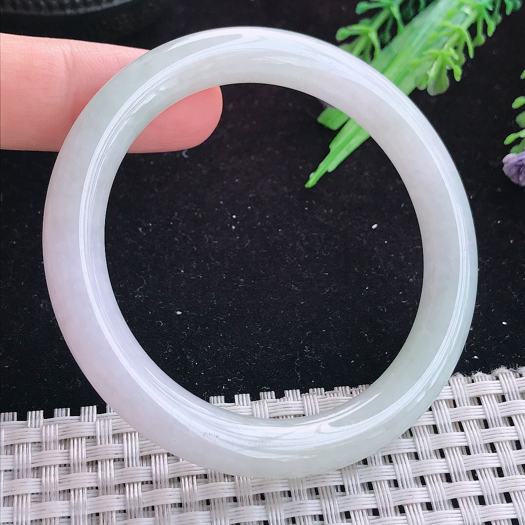 实拍A货翡翠53.5/8.6/8.8老坑秀气冰润圆条手镯玉手镯女款平安镯