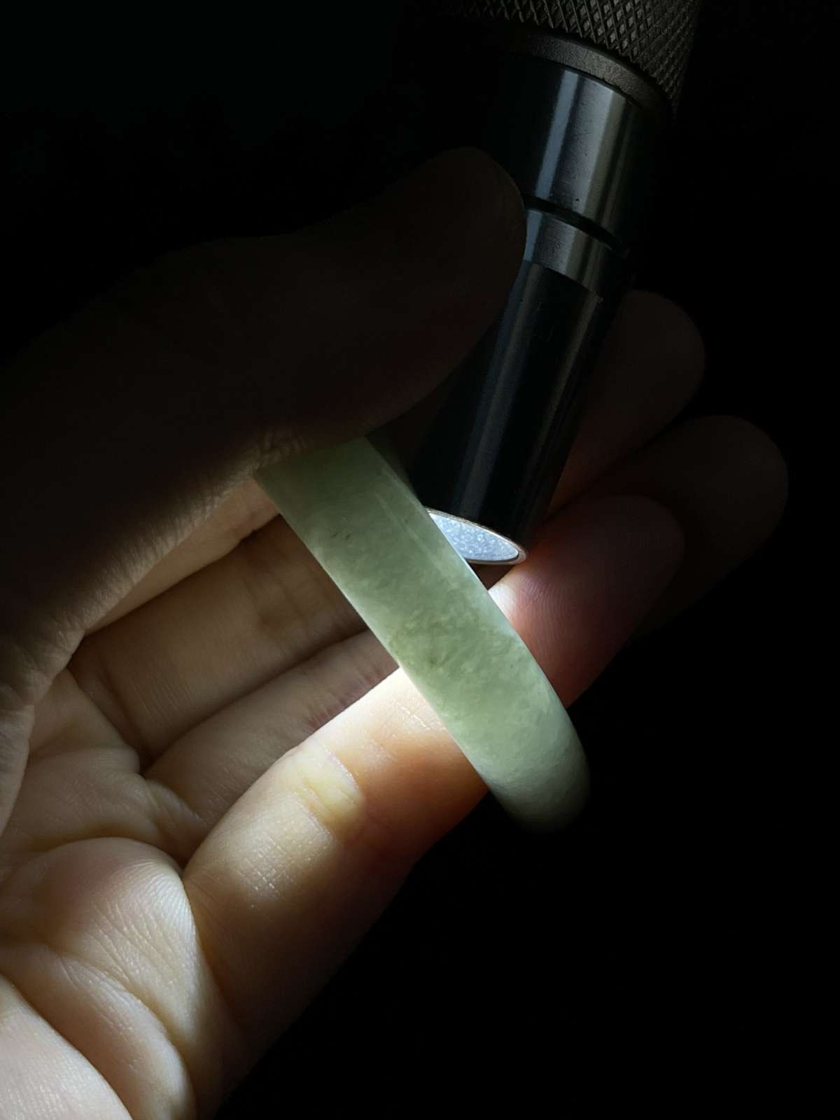 贵妃镯52.8圈口，翡翠手镯