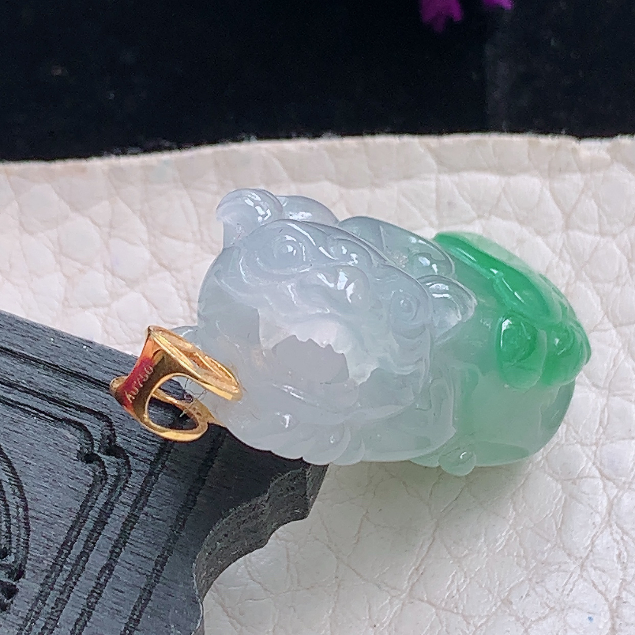 zz3实拍26*29.5*5.5天然缅甸翡翠飘绿招财貔貅吊坠 18k金扣