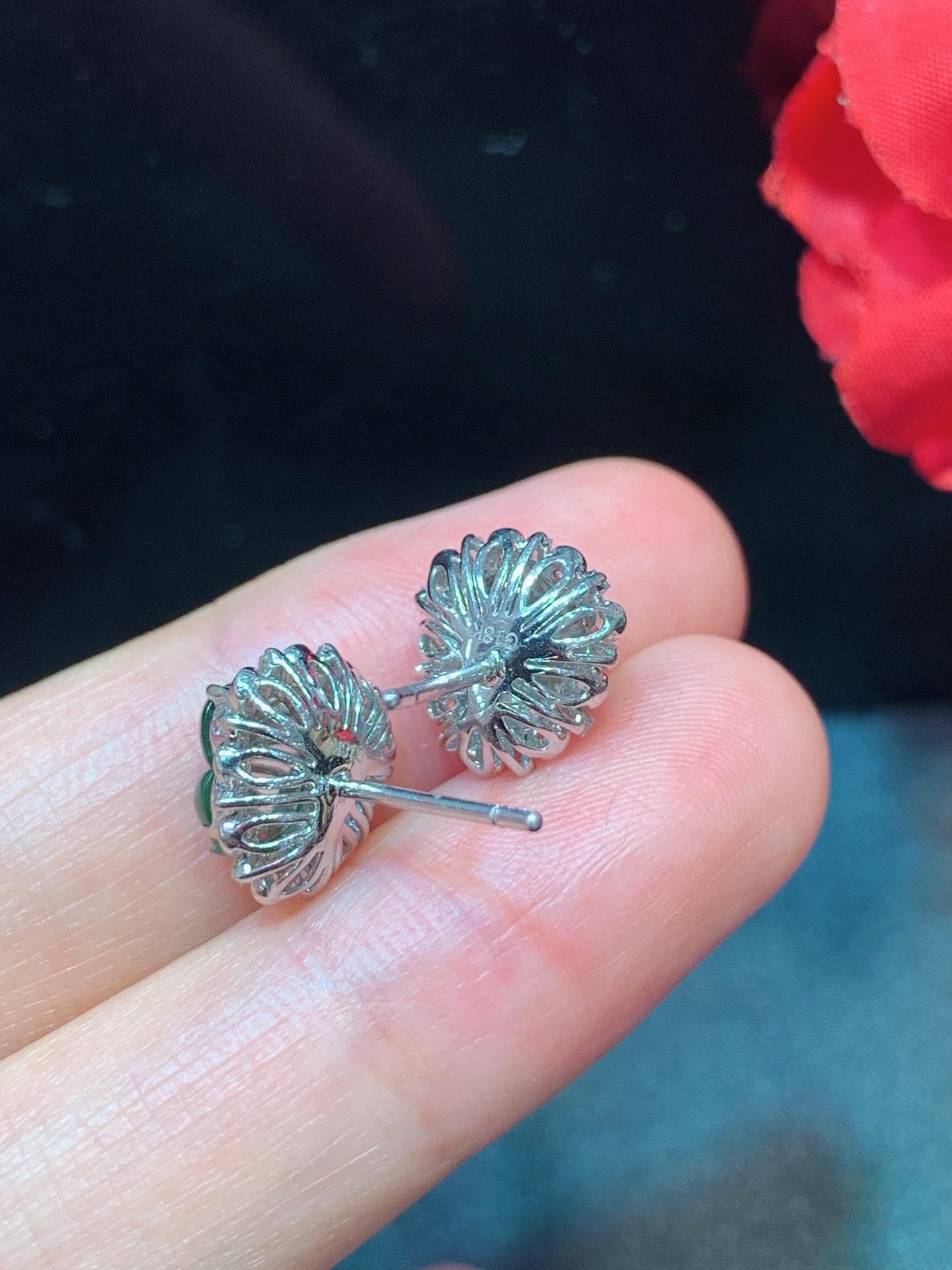 阳绿葫芦耳钉 随手拍 实物更美，7.8-6.4-3