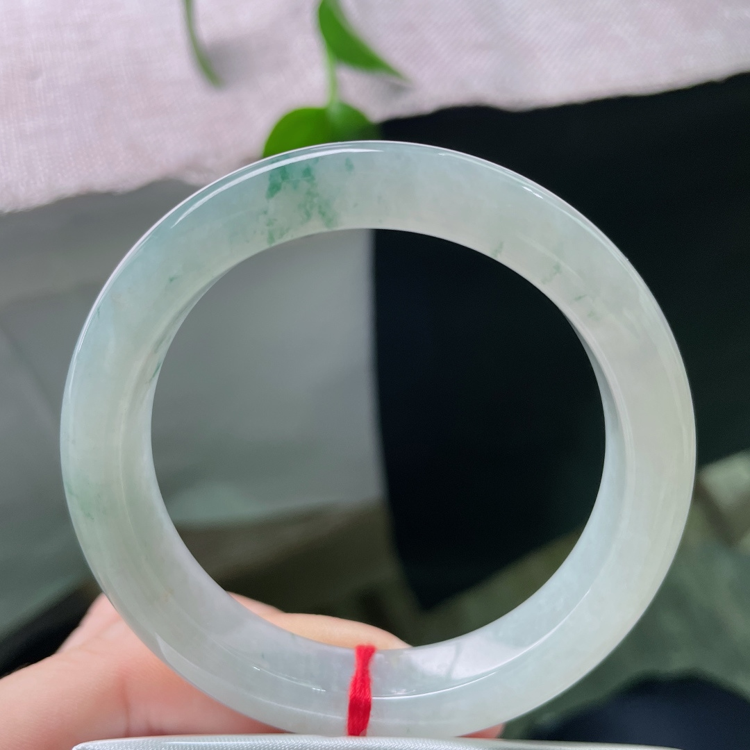 55/11.7/8.6，飘花正圈，肉质细腻干净，温柔淑雅，种老，晶体纹，ss54340a
