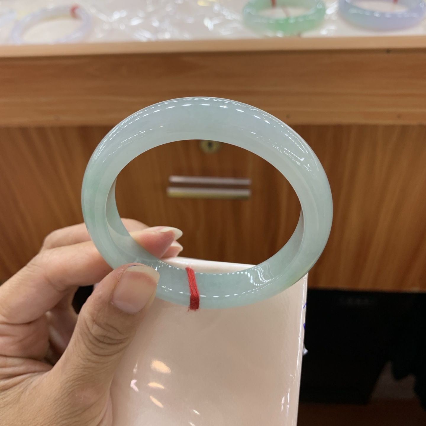 060309FN 湖水蓝正圈翡翠手镯 57-12-8.6