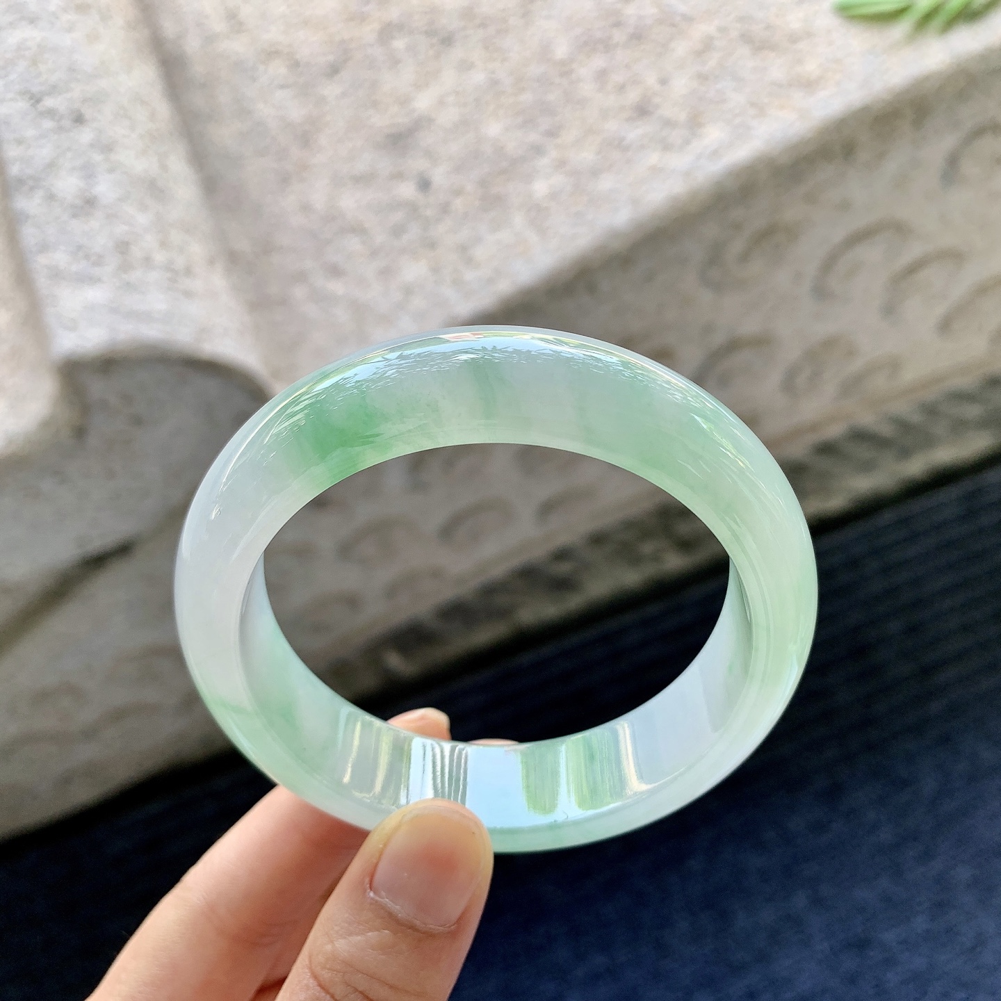 正圈57 58 糯冰椿彩，水润，种老，细腻，打灯有棉线